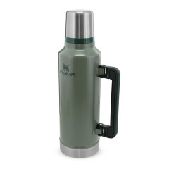 Termoska Stanley Classic Legendary Bottle 1,9 l, Hammertone Green Termoska Stanley Classic Legendary Bottle 1,9 l, Hammertone Green