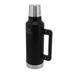 Termoska Stanley Classic Legendary Bottle 1,9 l, Matte Black Termoska Stanley Classic Legendary Bottle 1,9 l, Matte Black